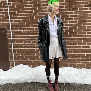 Meet your Posher, Indica